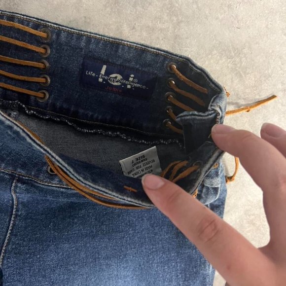 vintage lei flare jeans with faux leather ties - Picture 3 of 5